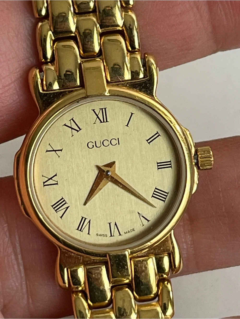Gucci 3400L 18K Gold Plated Women's Watch.